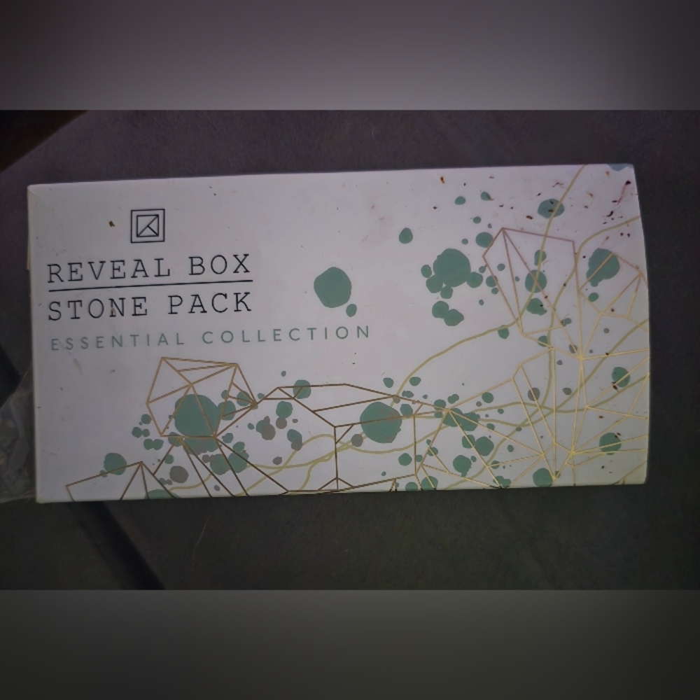 Geocentral  Reveal Box Crystal Stone Pack